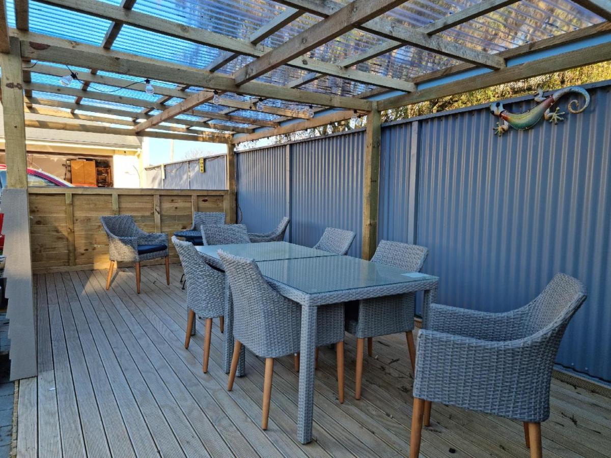 The Mews Oamaru Motel ภายนอก รูปภาพ