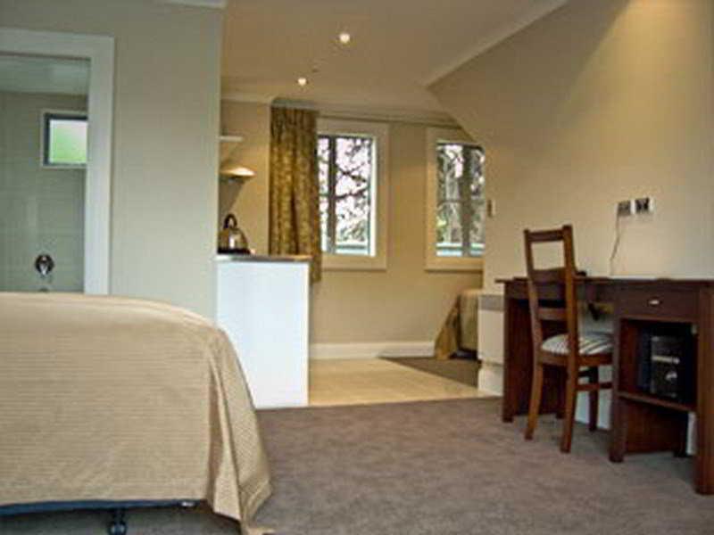 The Mews Oamaru Motel ภายนอก รูปภาพ