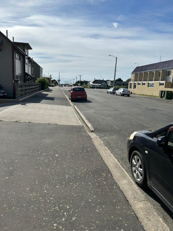 The Mews Oamaru Motel ภายนอก รูปภาพ