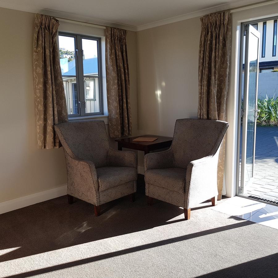 The Mews Oamaru Motel ภายนอก รูปภาพ
